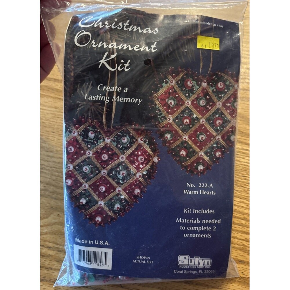 Warm Hearts Beads & Sequins Push Pin Christmas Ornament Craft Kit #222A New